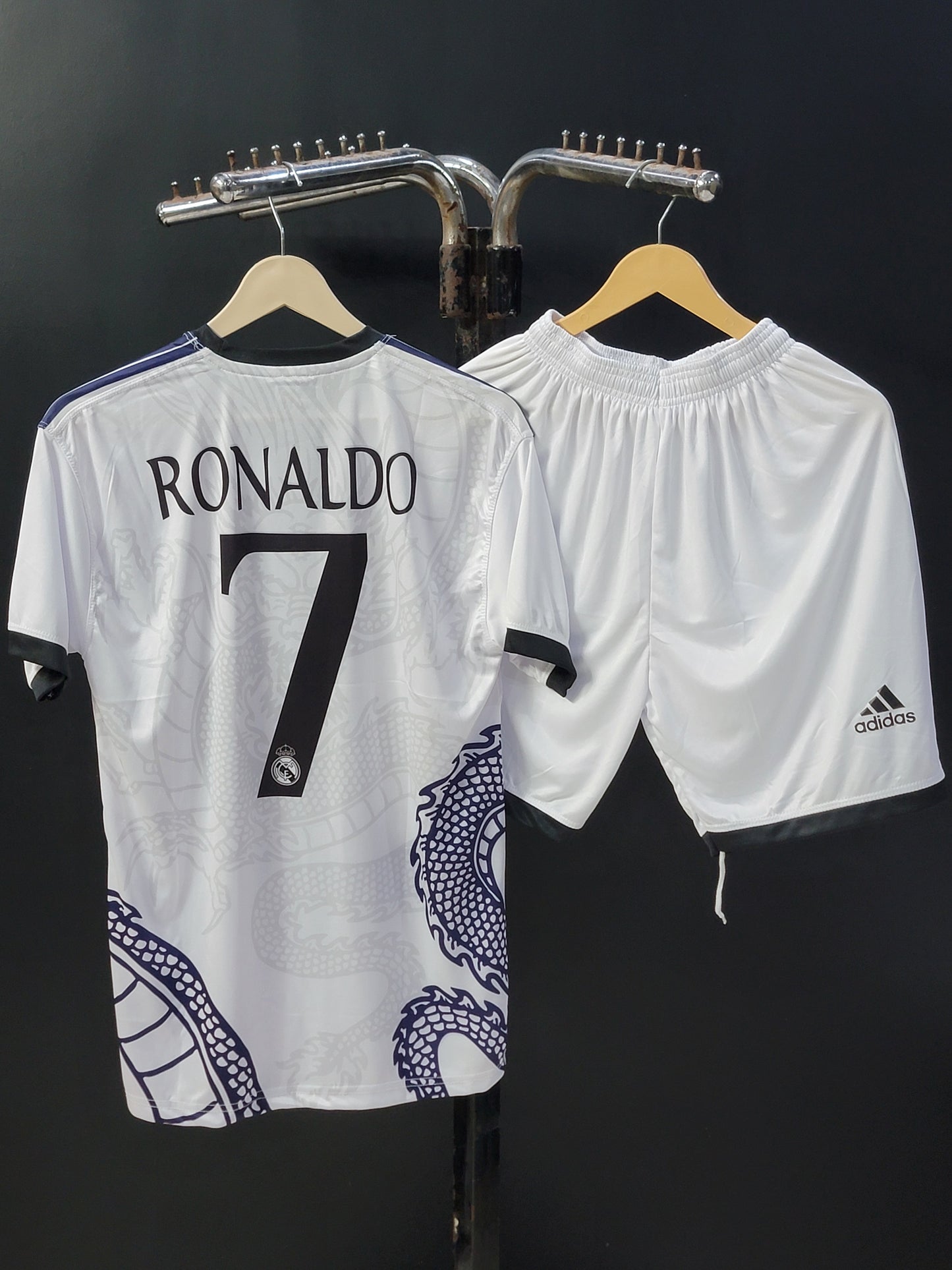 White dragon Complete Adult football Kit (with shorts)