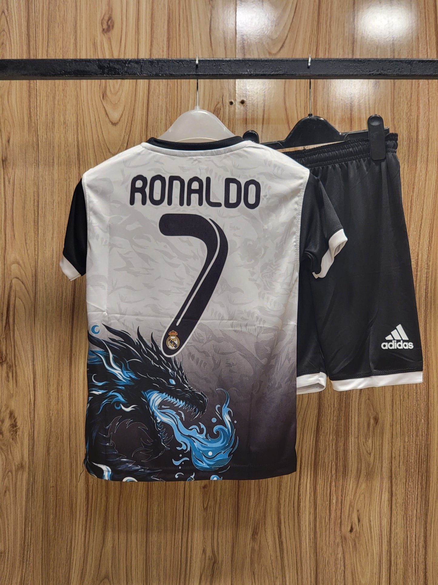 KIDS FOOTBALL JERSEYS (KIT+Shorts) ronaldo dragon
