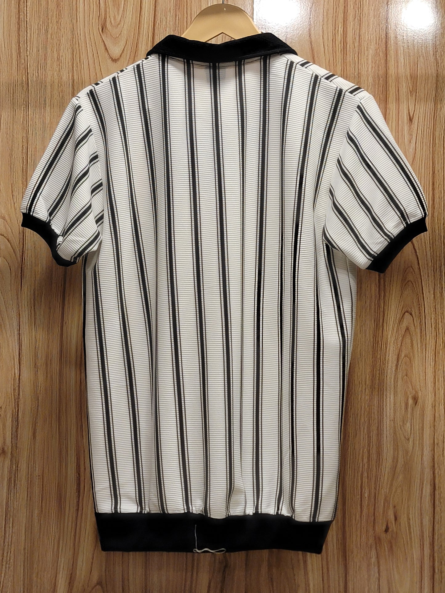 KNIT OLD MONEY tee's