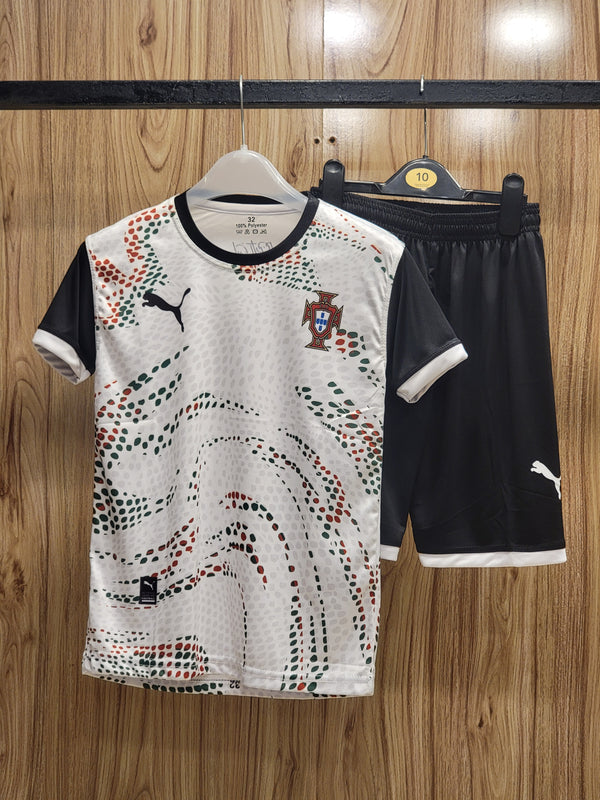KIDS FOOTBALL JERSEYS (KIT+Shorts)  portugal (Ronaldo 7)