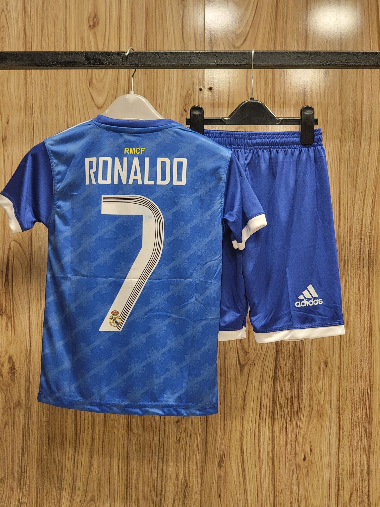 KIDS FOOTBALL JERSEYS (KIT+Shorts) blue emirates RONALDO